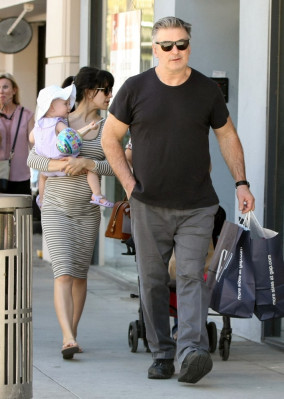 photo 17 in Alec Baldwin gallery [id766956] 2015-04-01 00:00:00