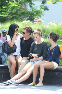 Alec Baldwin pic #516737