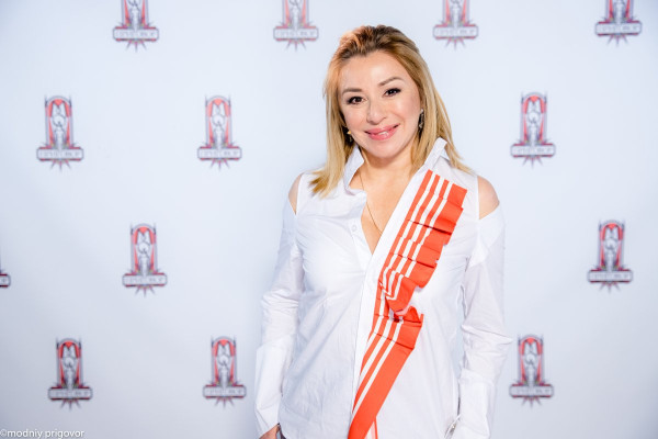 Alena Apina pic #1040243