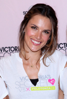 Alessandra Ambrosio pic #393462