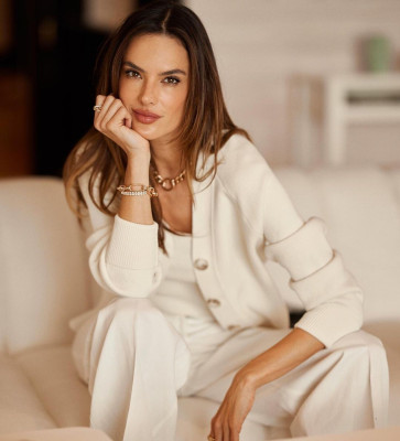 Alessandra Ambrosio pic #1341628