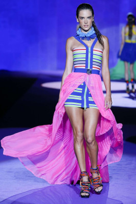 Alessandra Ambrosio pic #800544
