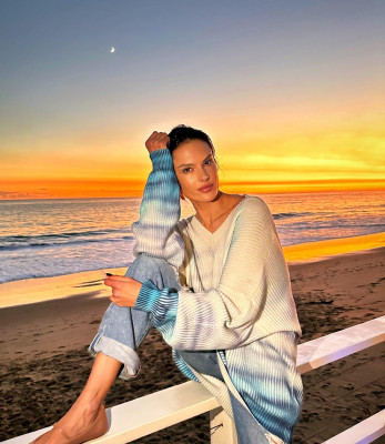 Alessandra Ambrosio pic #1345316