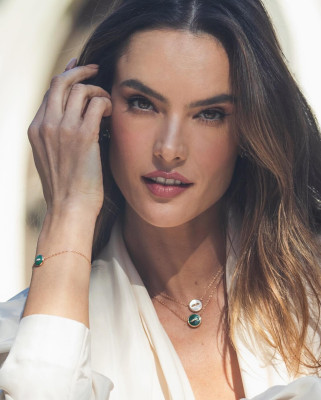 Alessandra Ambrosio pic #1350406