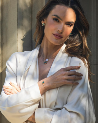 Alessandra Ambrosio pic #1350405