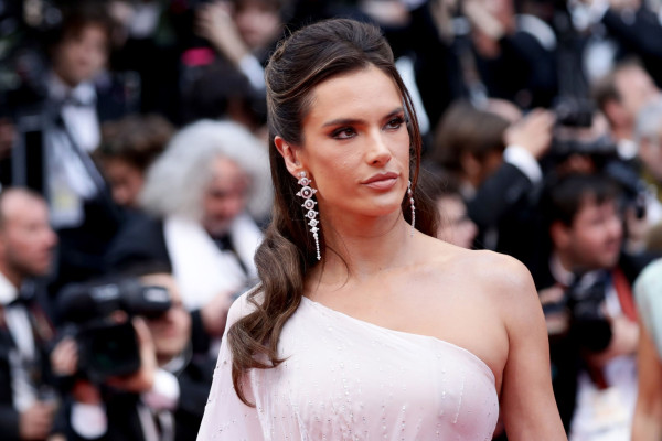 Alessandra Ambrosio pic #1136632