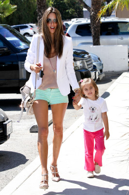 Alessandra Ambrosio pic #706748