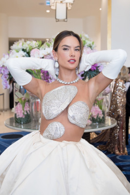 Alessandra Ambrosio pic #1307809