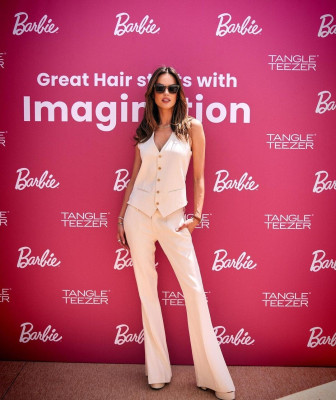 Alessandra Ambrosio pic #1329514