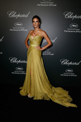 Alessandra Ambrosio pic #701743