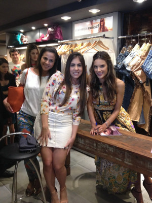 Alessandra Ambrosio pic #558429