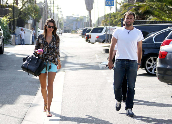 Alessandra Ambrosio pic #571314