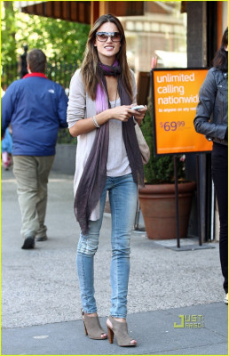 Alessandra Ambrosio pic #252882