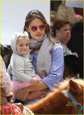 Alessandra Ambrosio pic #248663