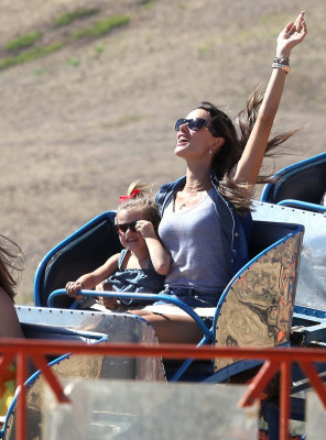 Alessandra Ambrosio pic #530483
