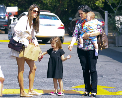 Alessandra Ambrosio pic #589355