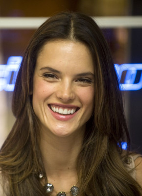 Alessandra Ambrosio pic #436349
