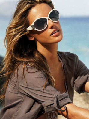 Alessandra Ambrosio pic #216389