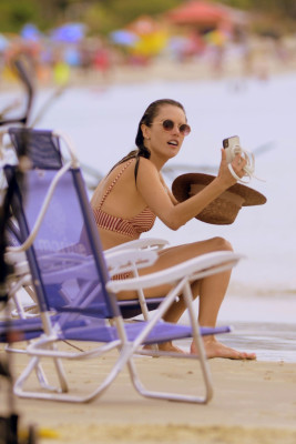 Alessandra Ambrosio pic #1093334
