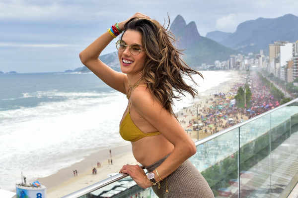 Alessandra Ambrosio pic #1204847