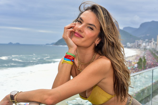 Alessandra Ambrosio pic #1204846