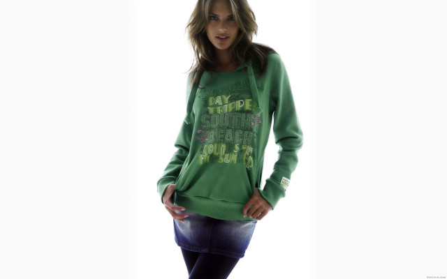 Alessandra Ambrosio pic #113492