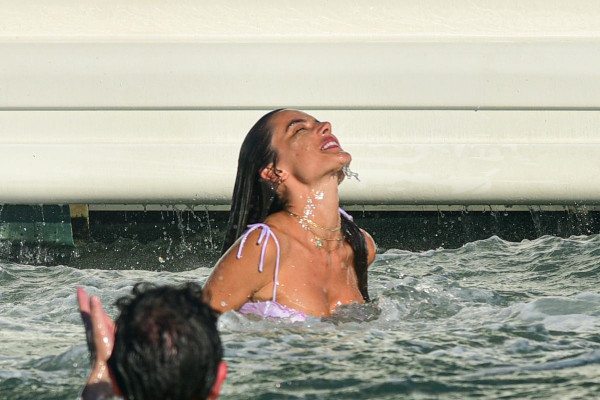 Alessandra Ambrosio pic #1282842