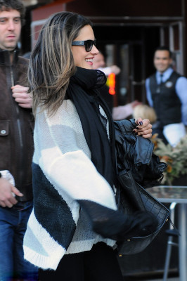 Alessandra Ambrosio pic #460451