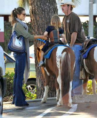 Alessandra Ambrosio pic #310096