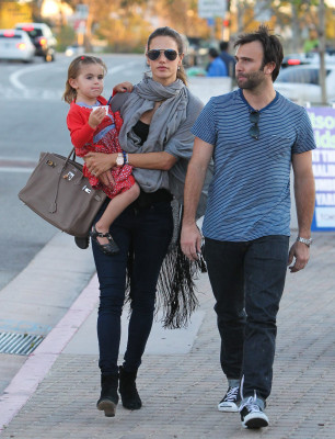 Alessandra Ambrosio pic #443871