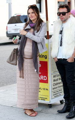 Alessandra Ambrosio pic #511233