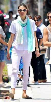 Alessandra Ambrosio pic #508157