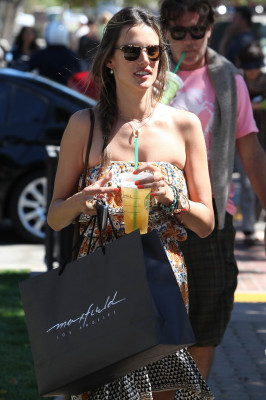 Alessandra Ambrosio pic #512987