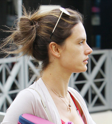 Alessandra Ambrosio pic #684025