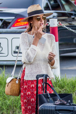 Alessandra Ambrosio pic #1049219
