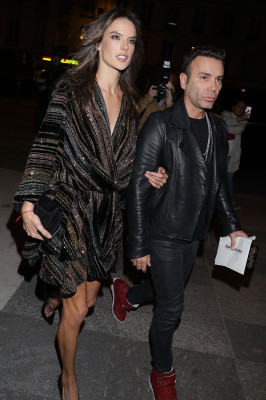 Alessandra Ambrosio pic #1075161