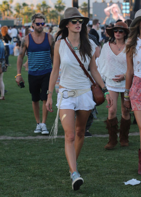 Alessandra Ambrosio pic #690655