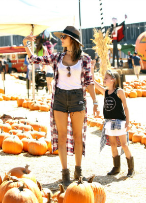 Alessandra Ambrosio pic #884772