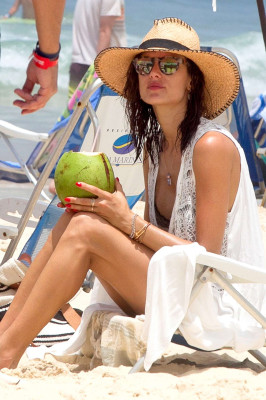Alessandra Ambrosio pic #824119