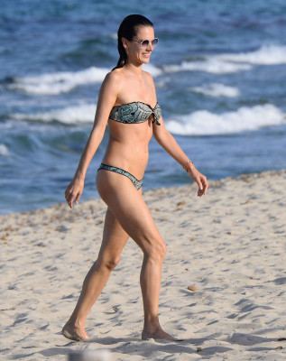 Alessandra Ambrosio pic #862663