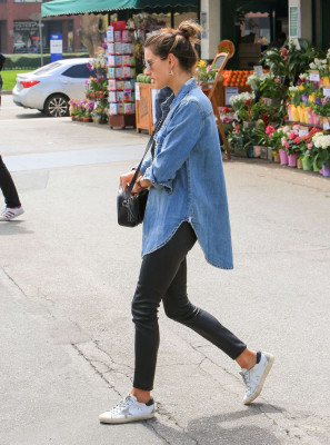 Alessandra Ambrosio pic #1025790