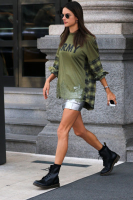 Alessandra Ambrosio pic #964694