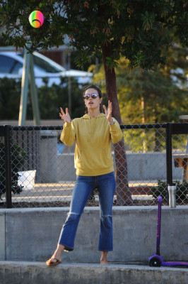 Alessandra Ambrosio pic #887268