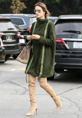 Alessandra Ambrosio pic #897614