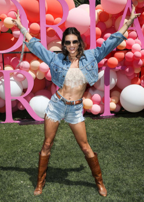 Alessandra Ambrosio pic #924947