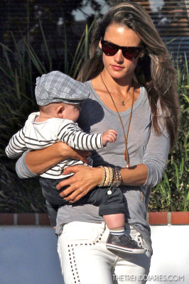 Alessandra Ambrosio pic #576890