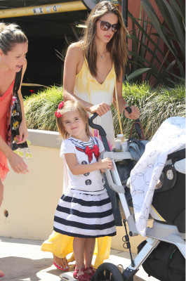Alessandra Ambrosio pic #534388