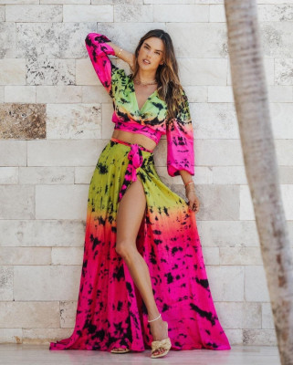 Alessandra Ambrosio pic #1258580