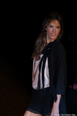 Alessandra Ambrosio pic #631328