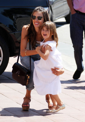 Alessandra Ambrosio pic #594907